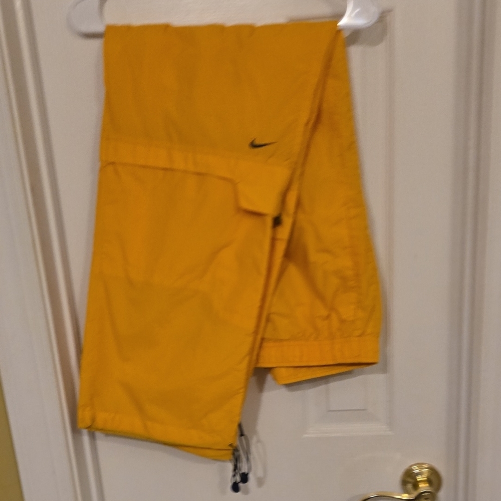 Nike Yellow Bottoms Size Large,Gold